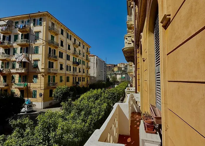 Casa Camilla&iris ゲストハウス 3*