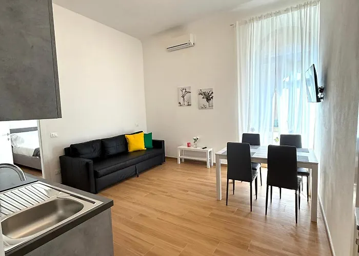 ゲストハウス Casa Camilla&iris 3*